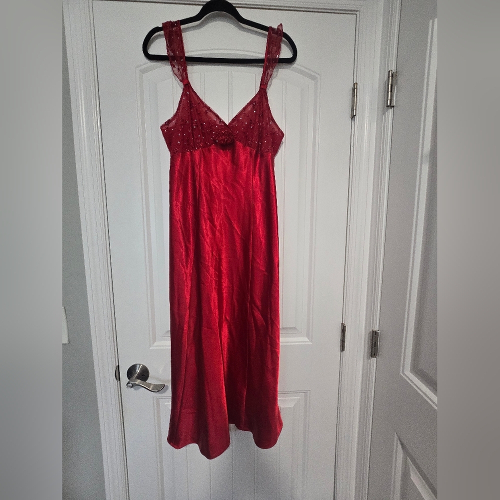 Delicates Vtg Women's Nightgown Slip Dress Sz S Aple Red Embellished Silver Dots